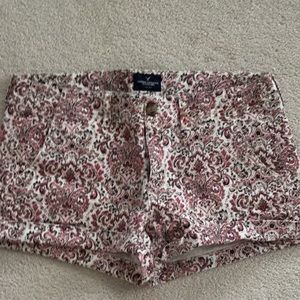 AMERICAN EAGLE Shorts - size US 10